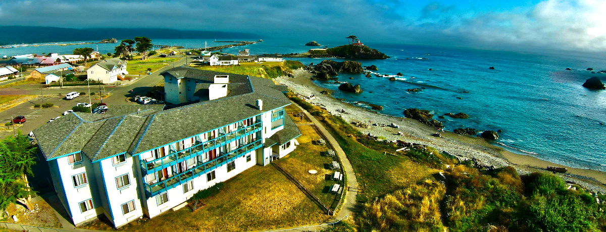 Oceanfront lodge - Photo 3