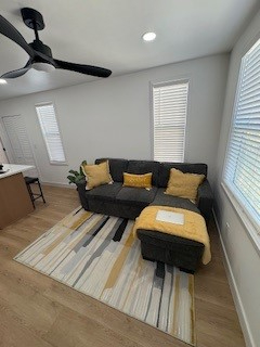 Chic & Modern 1-Bedroom ADU in Central Los Angeles - A Haven for Professionals - Photo 2