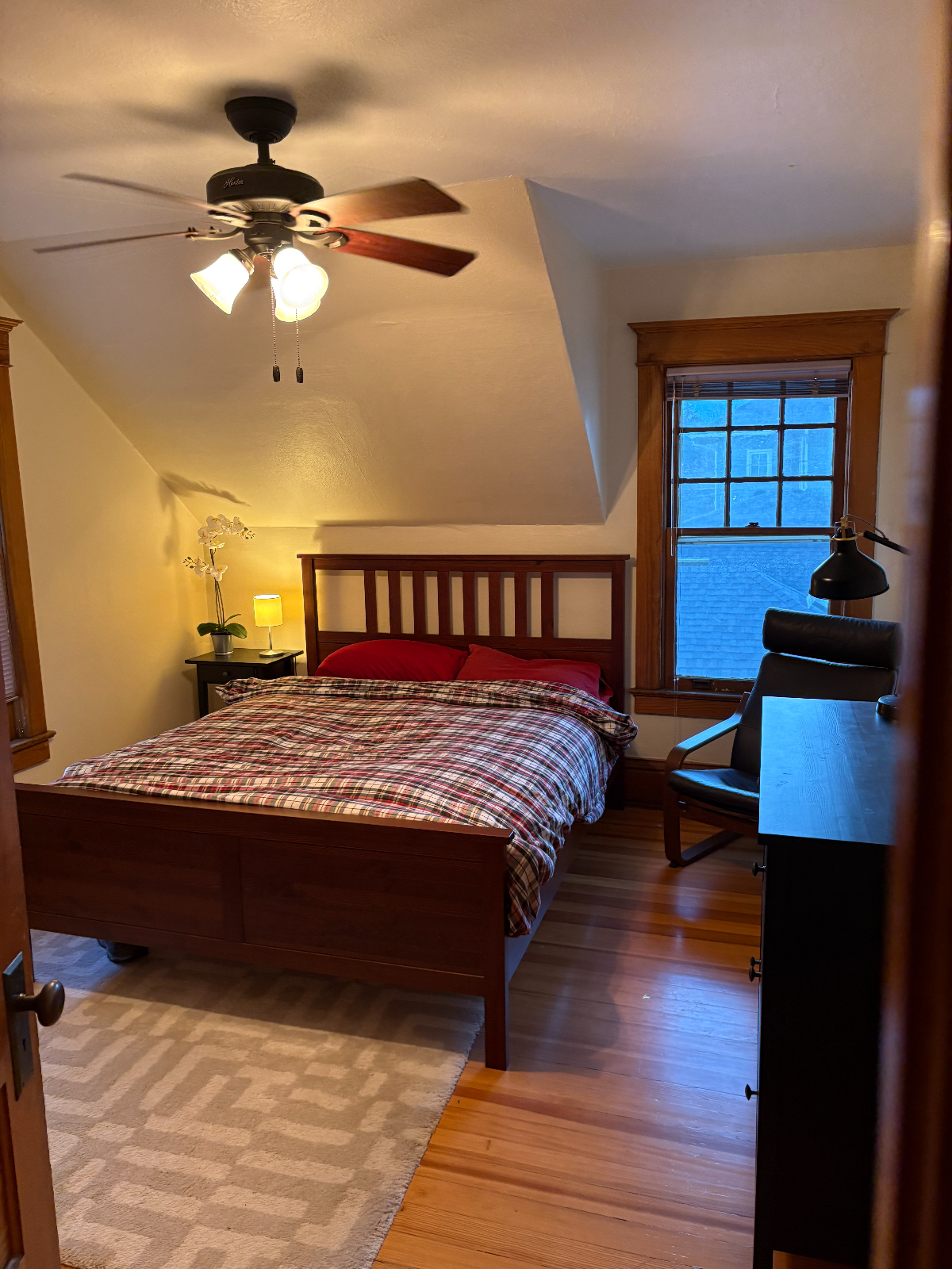 Classic Home In Wonderful Neighborhood - Photo 6