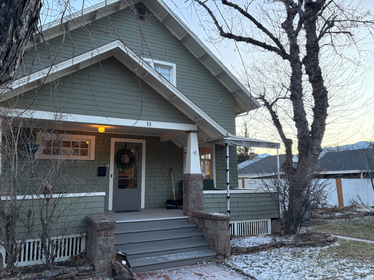 Classic Home In Wonderful Neighborhood - Photo 9