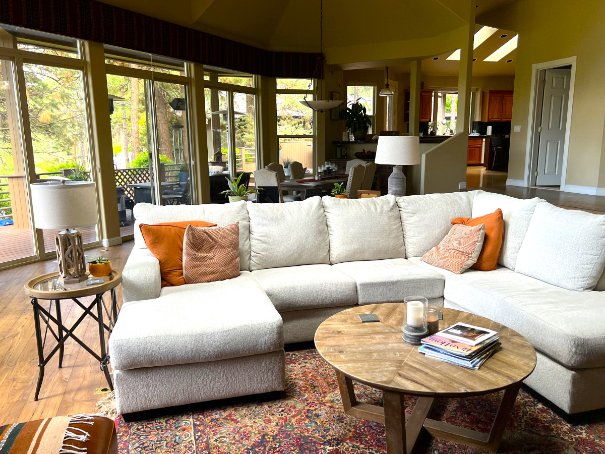Beautiful Home Centrally located in Bend - Photo 6