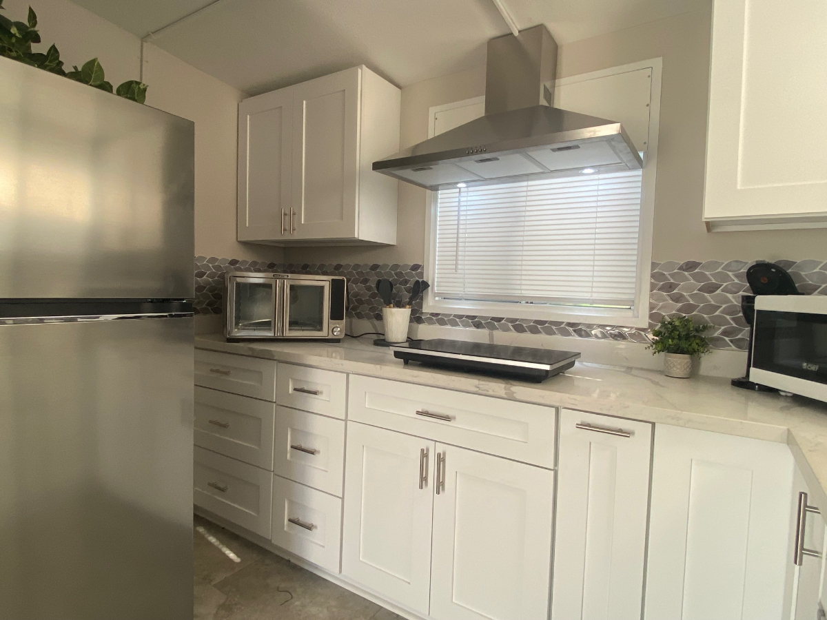Cozy Cottage in North Park - Photo 3