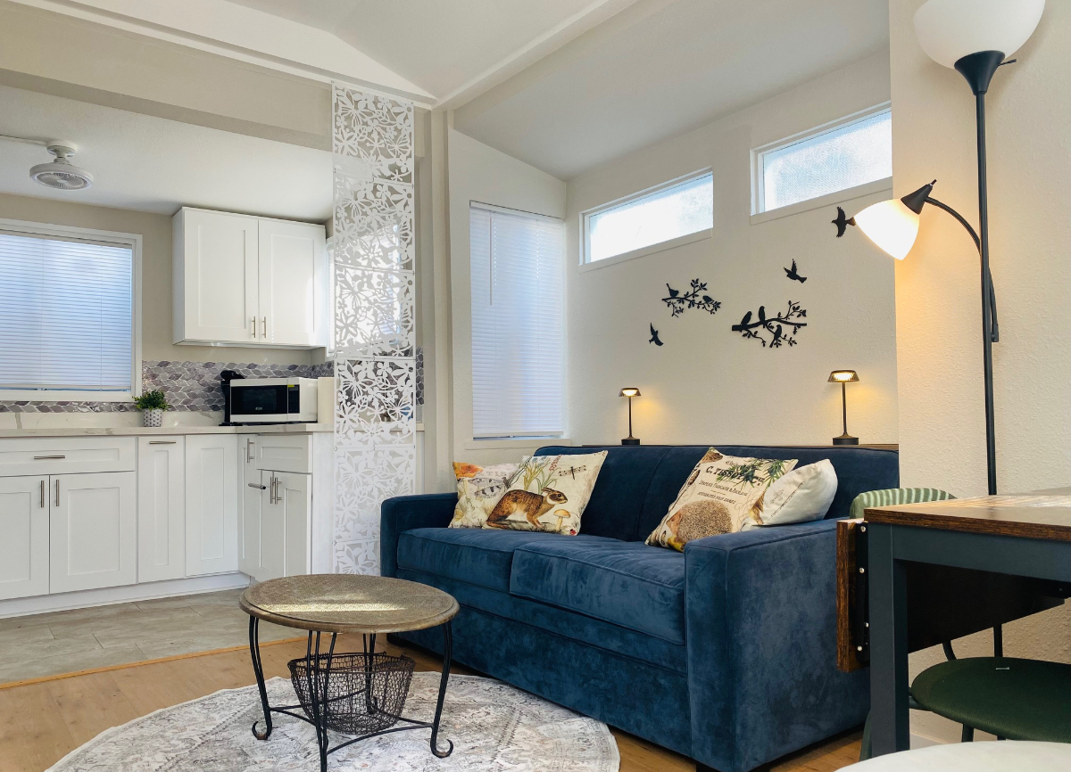 Cozy Cottage in North Park - Photo 2