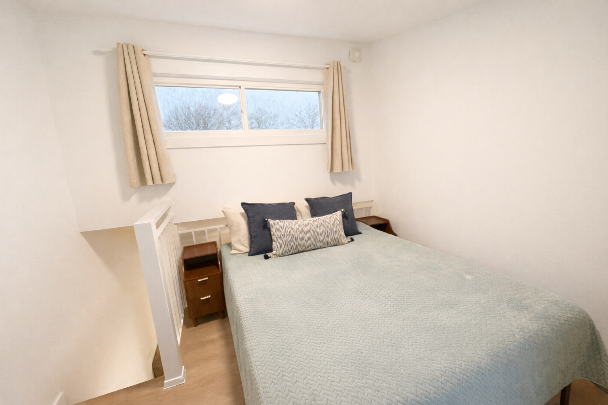 Fully Furnished Compact Apartment - Photo 5