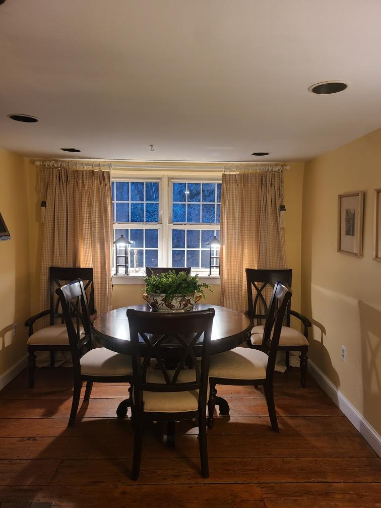 Shared living environment offering 2 fully furnished private Rooms & Private Bathroom Suite on 2nd f - Photo 10