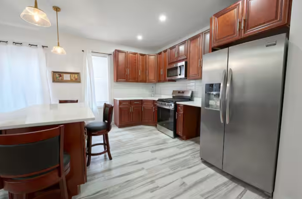 Spacious 3BR Brooklyn Retreat - Comfort & Prime Location - Photo 4