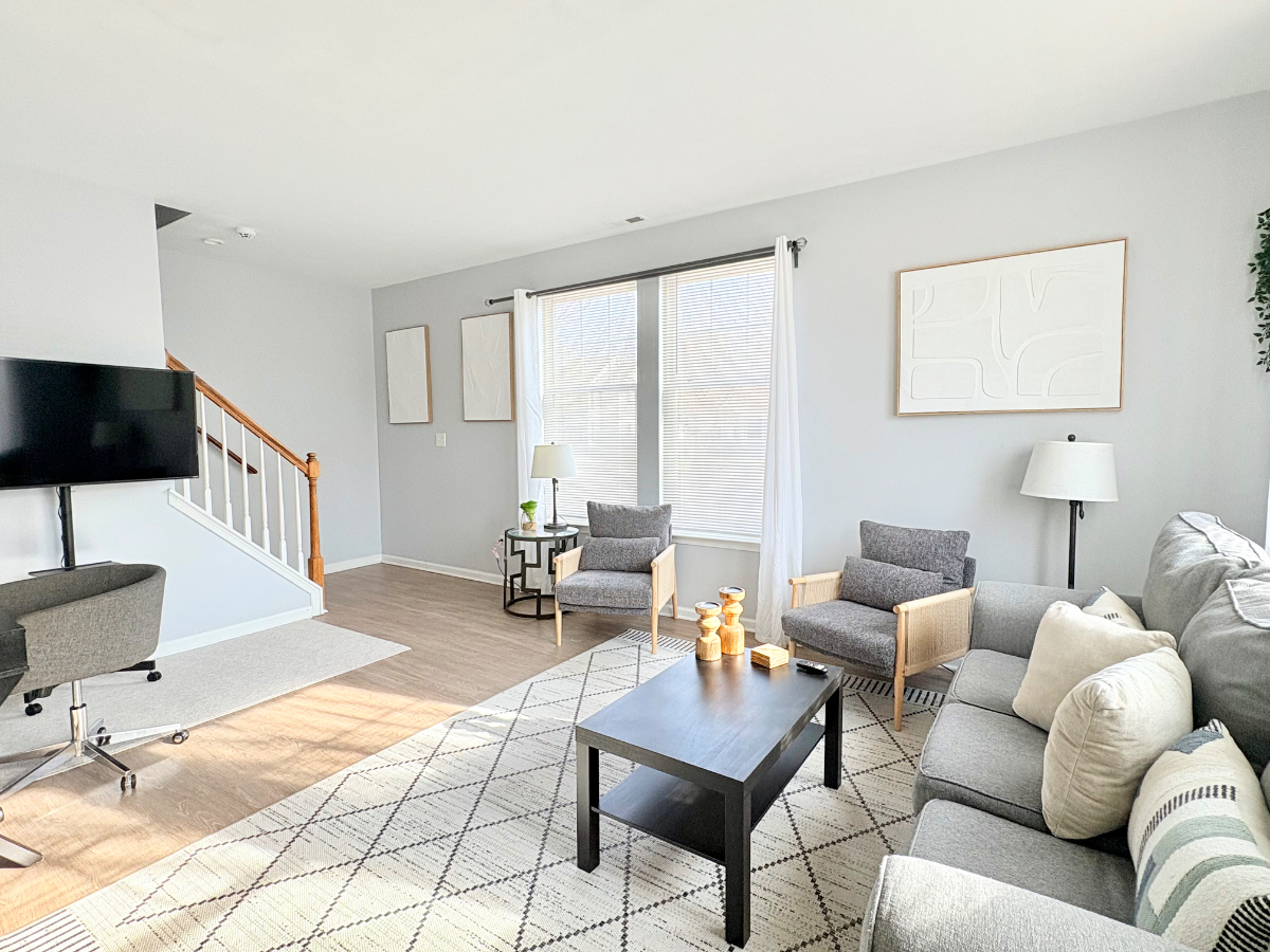 Cozy Executive Suite w/Private Bath - Portsmouth - Photo 6