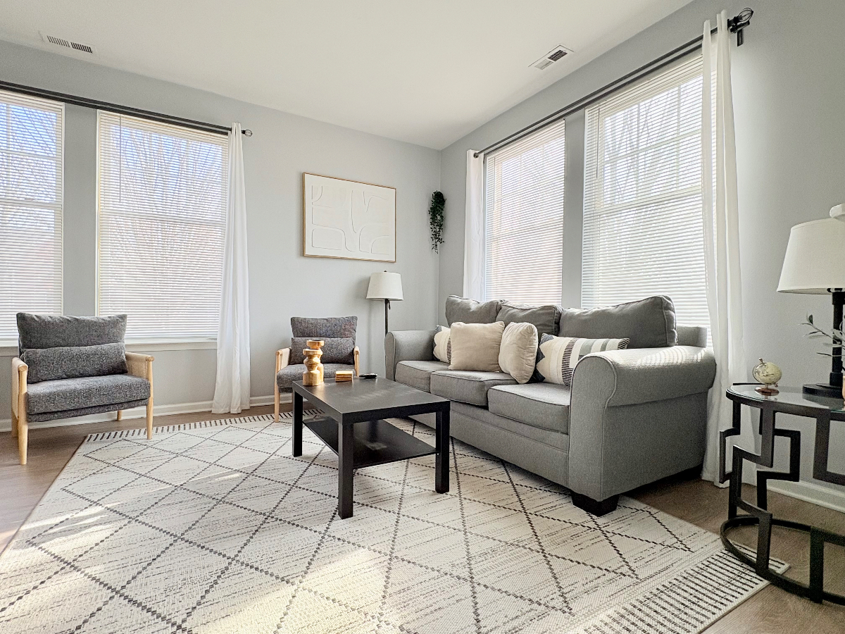 Cozy Executive Suite w/Private Bath - Portsmouth - Photo 7