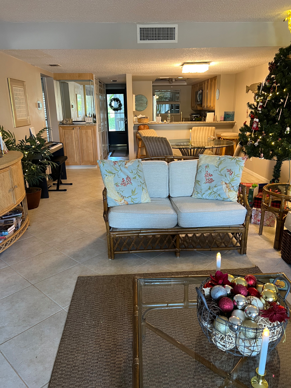 Condo Across from Beach - Photo 6