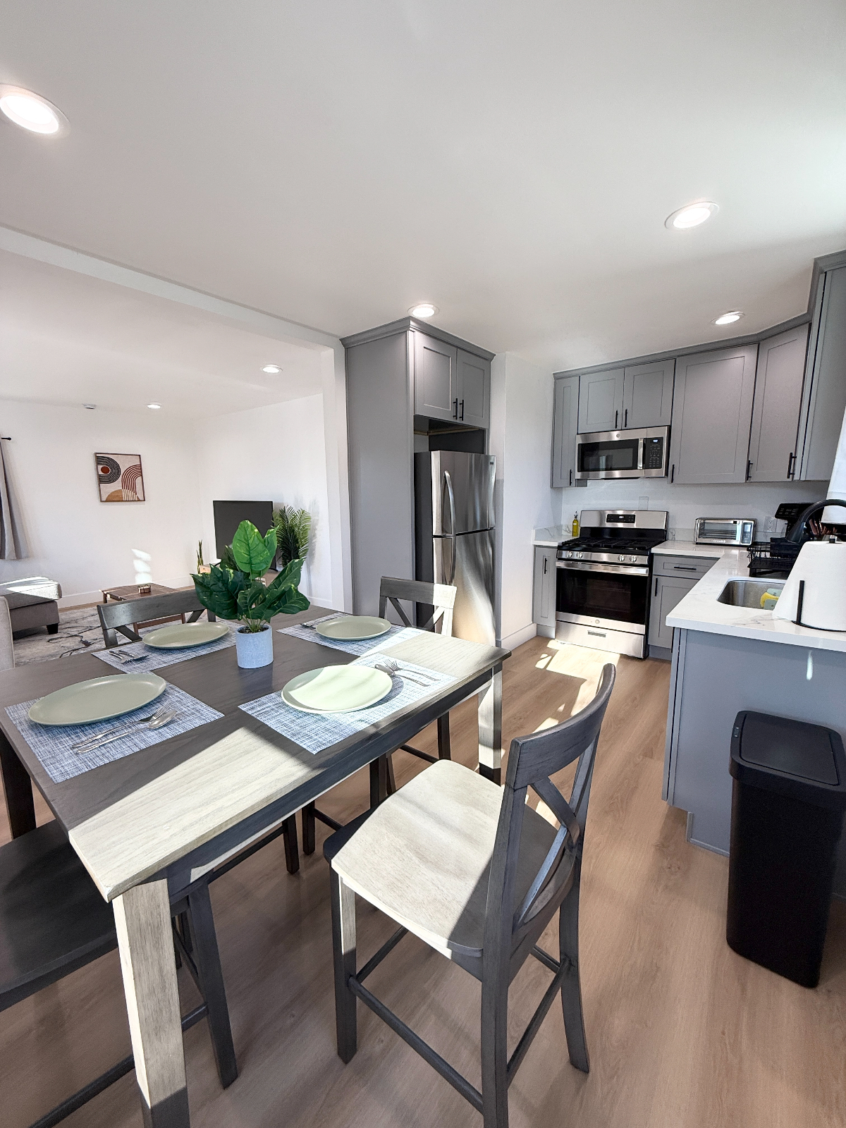 1 BEDROOM 1 BATHROOM HOME NEAR DOWNTOWN LA - Photo 2