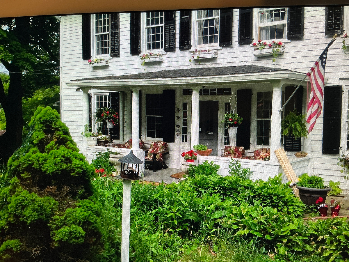 Rooms for rent / Rhinebeck/historical Dutch colonial close to town / quiet neighborhood - Photo 3