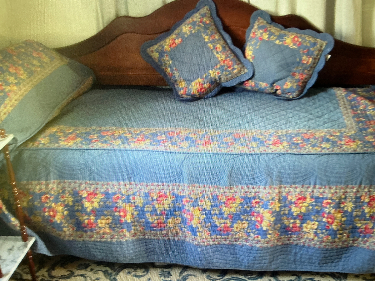 Rooms for rent / Rhinebeck/historical Dutch colonial close to town / quiet neighborhood - Photo 2