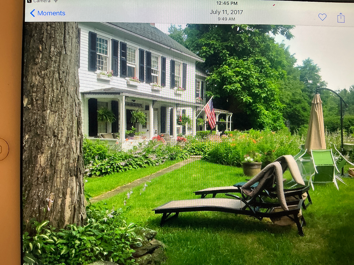 Rooms for rent / Rhinebeck/historical Dutch colonial close to town / quiet neighborhood - Photo 9