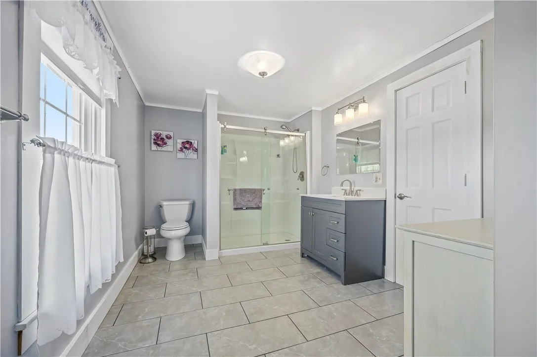 5 Bed 4 Bath Recently Renovated Home in West Oneonta - Photo 2