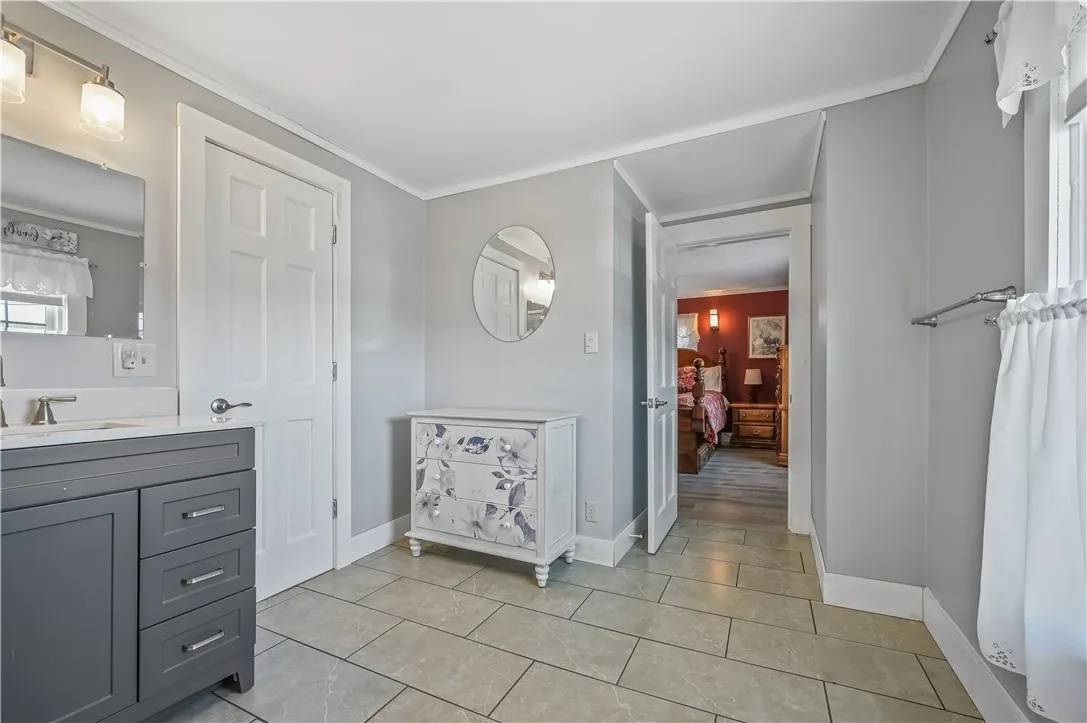 5 Bed 4 Bath Recently Renovated Home in West Oneonta - Photo 3
