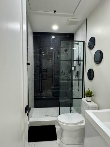 Chic Condo in Vibrant Columbia Heights - Photo 11