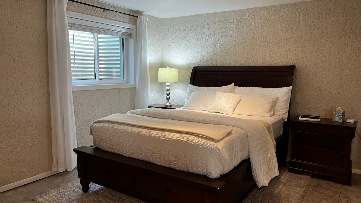 Spacious Private Suite w/Dedicated Parking Near Powers - Photo 2