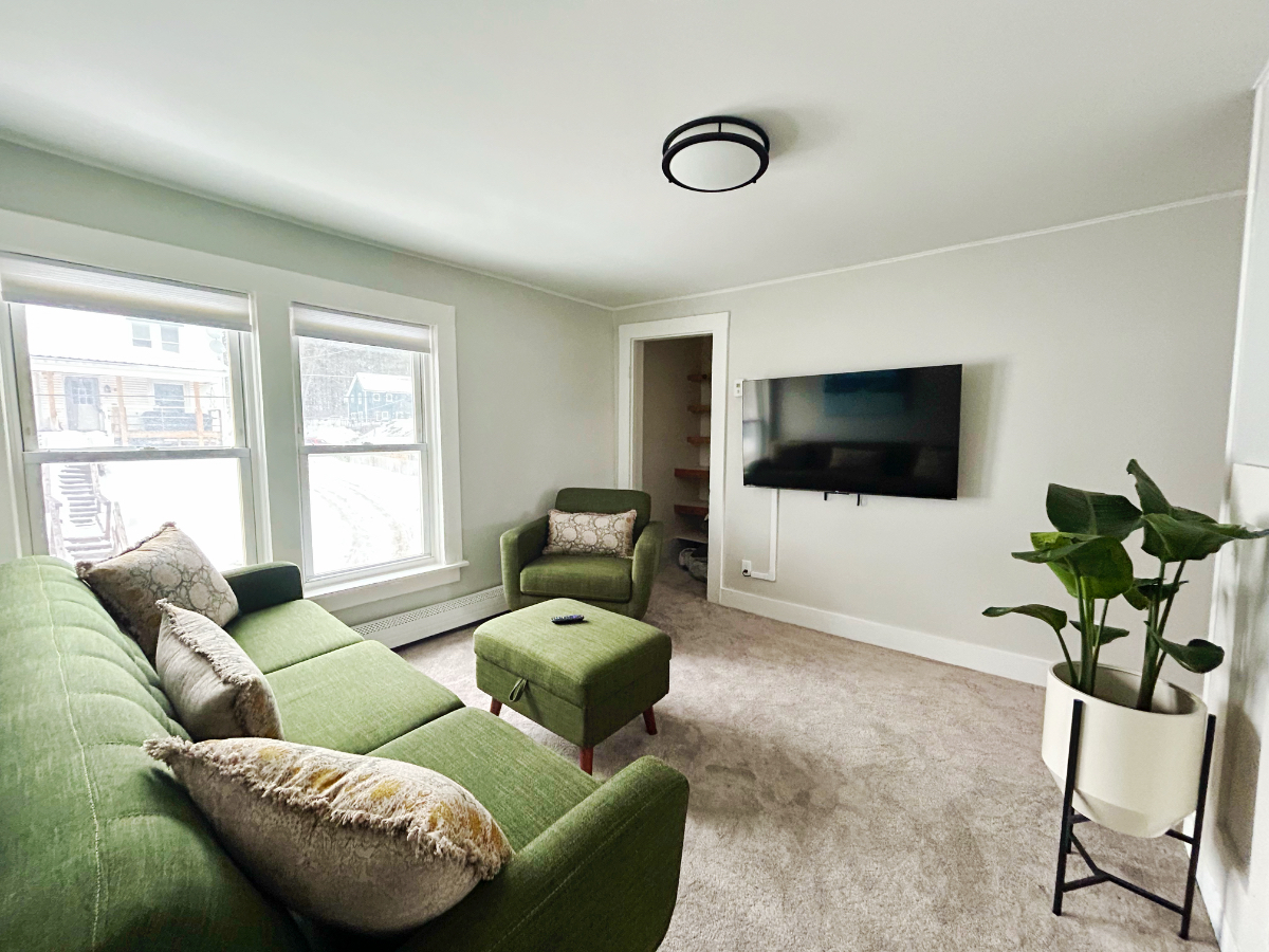Newly Remodeled 2bd/1bath in Waterbury Village. Utilities & wifi included - Photo 5