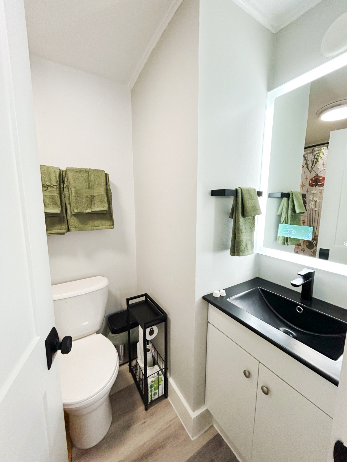 Newly Remodeled 2bd/1bath in Waterbury Village. Utilities & wifi included - Photo 11