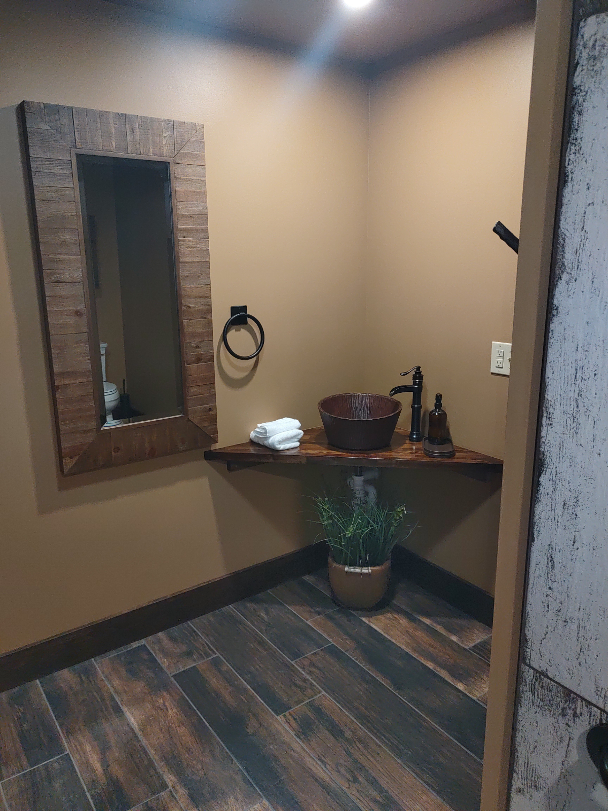 Beautiful Studio Suite - Photo 6