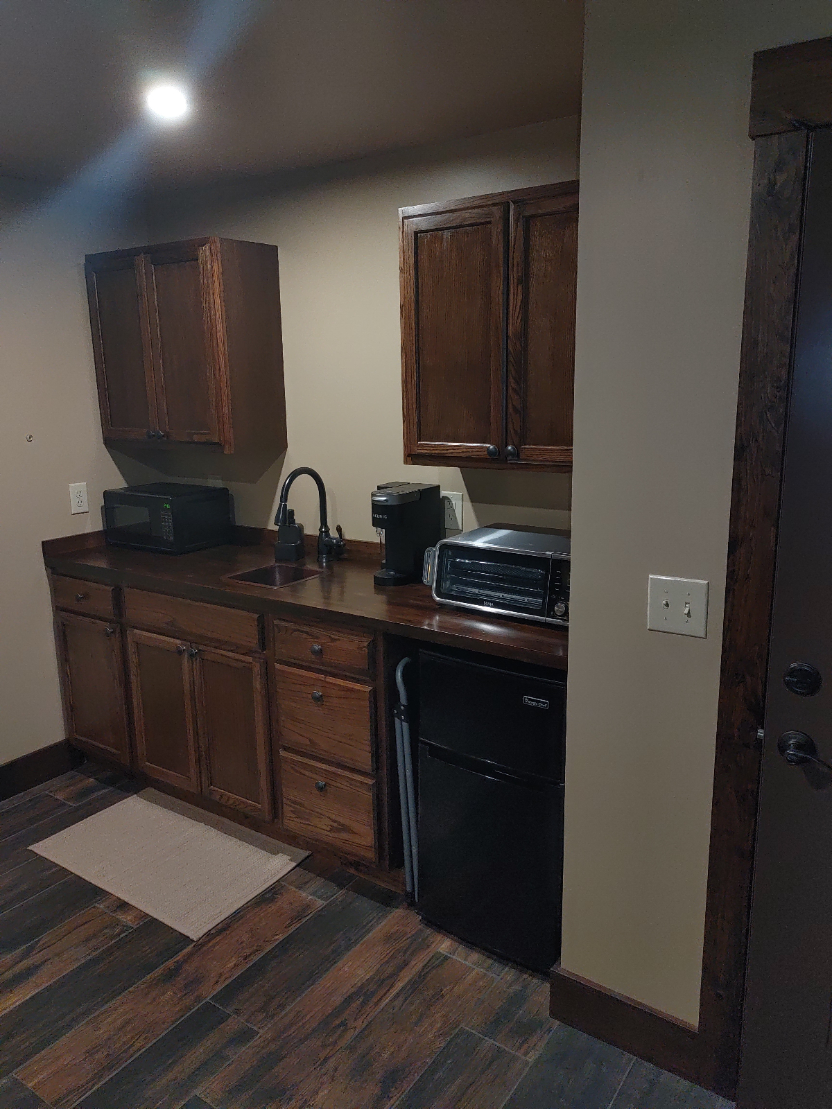 Beautiful Studio Suite - Photo 8