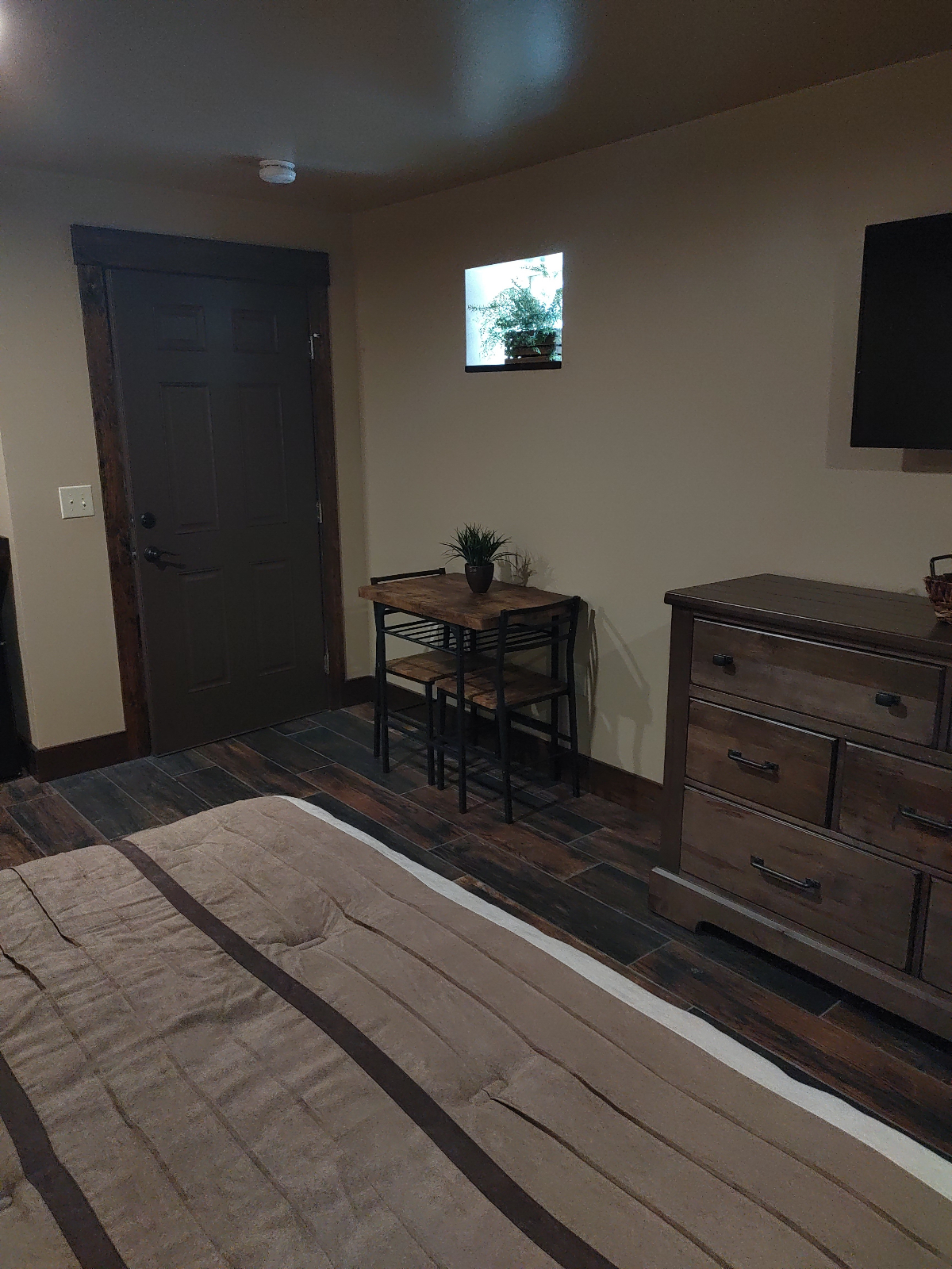 Beautiful Studio Suite - Photo 9
