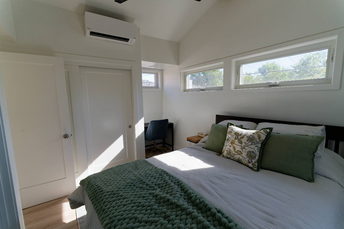 Convenient 1 Bedroom Apartment near Mercy, Sutter and UC Med Center plus Other Amenities - Photo 6