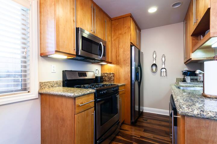 Private studio in the heart of Pacific Beach. - Photo 4
