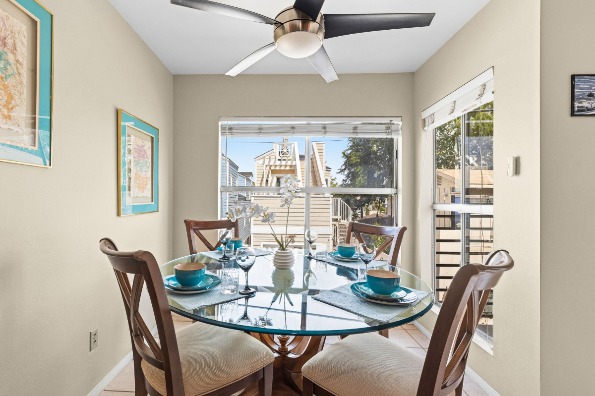 Close to Beach, 2BR Condo, Private Balcony - Photo 4