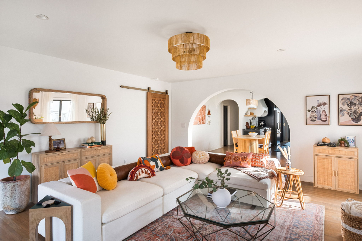 Luxury Spanish Home - Photo 2