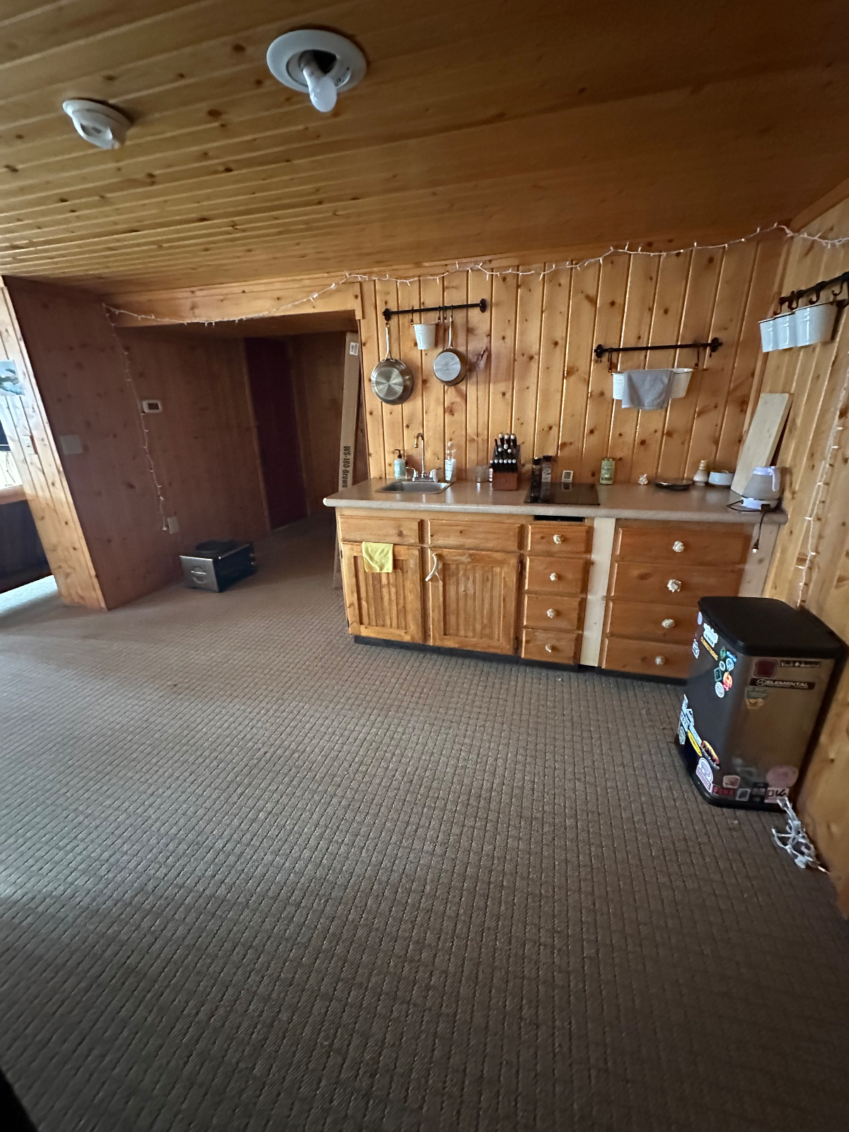 Furnished duplex with large yard - Photo 5