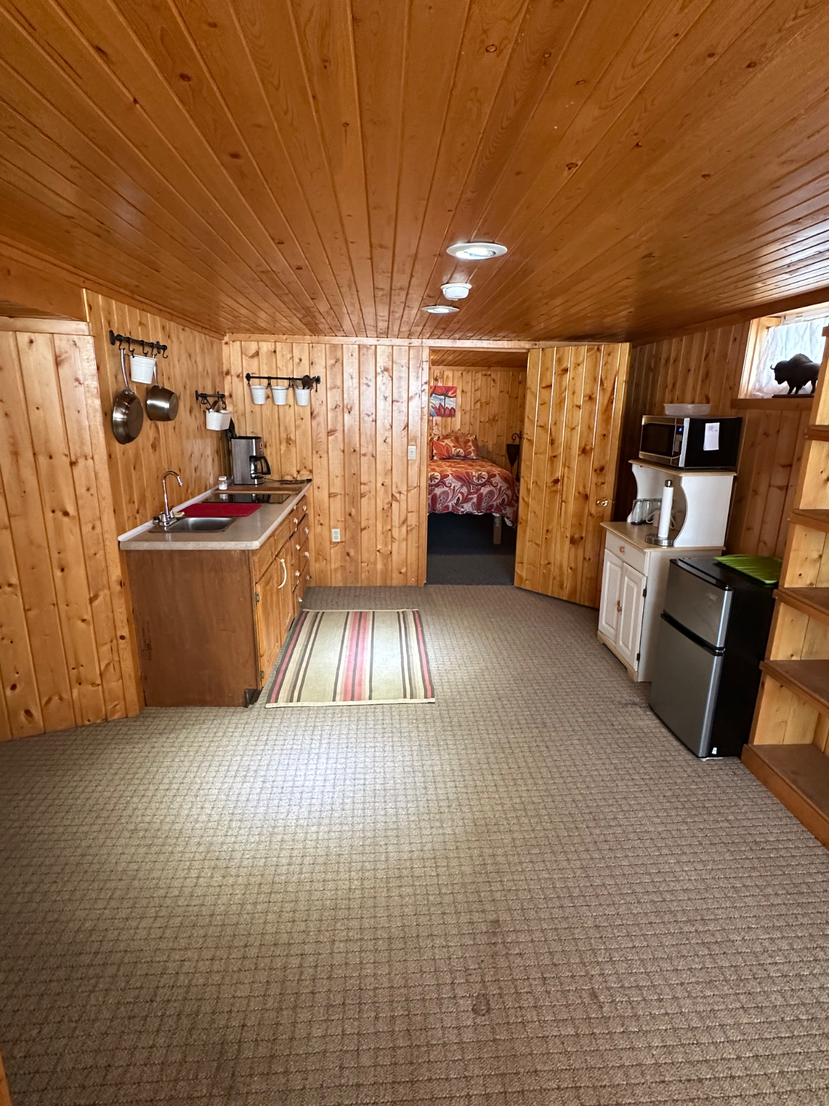 Furnished duplex with large yard - Photo 2