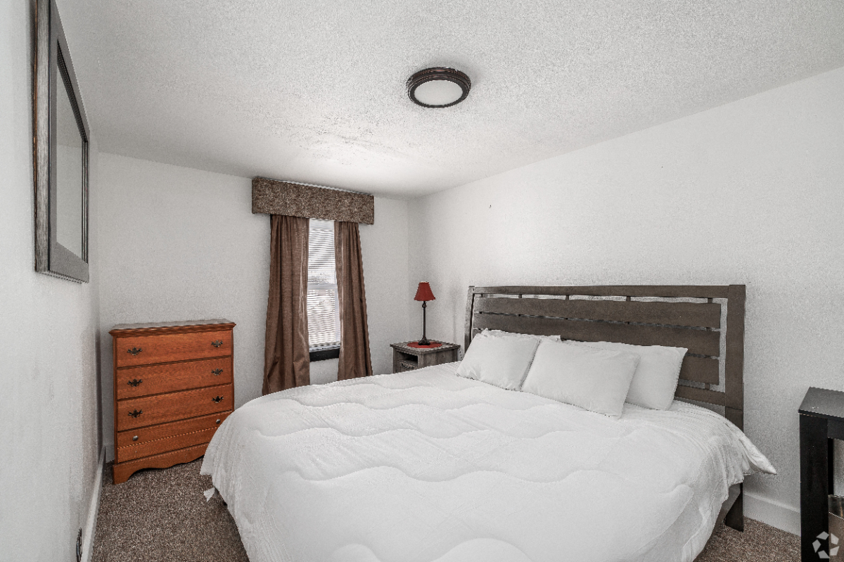 Unit B -Furnished Corporate Housing /Extended... - Photo 5