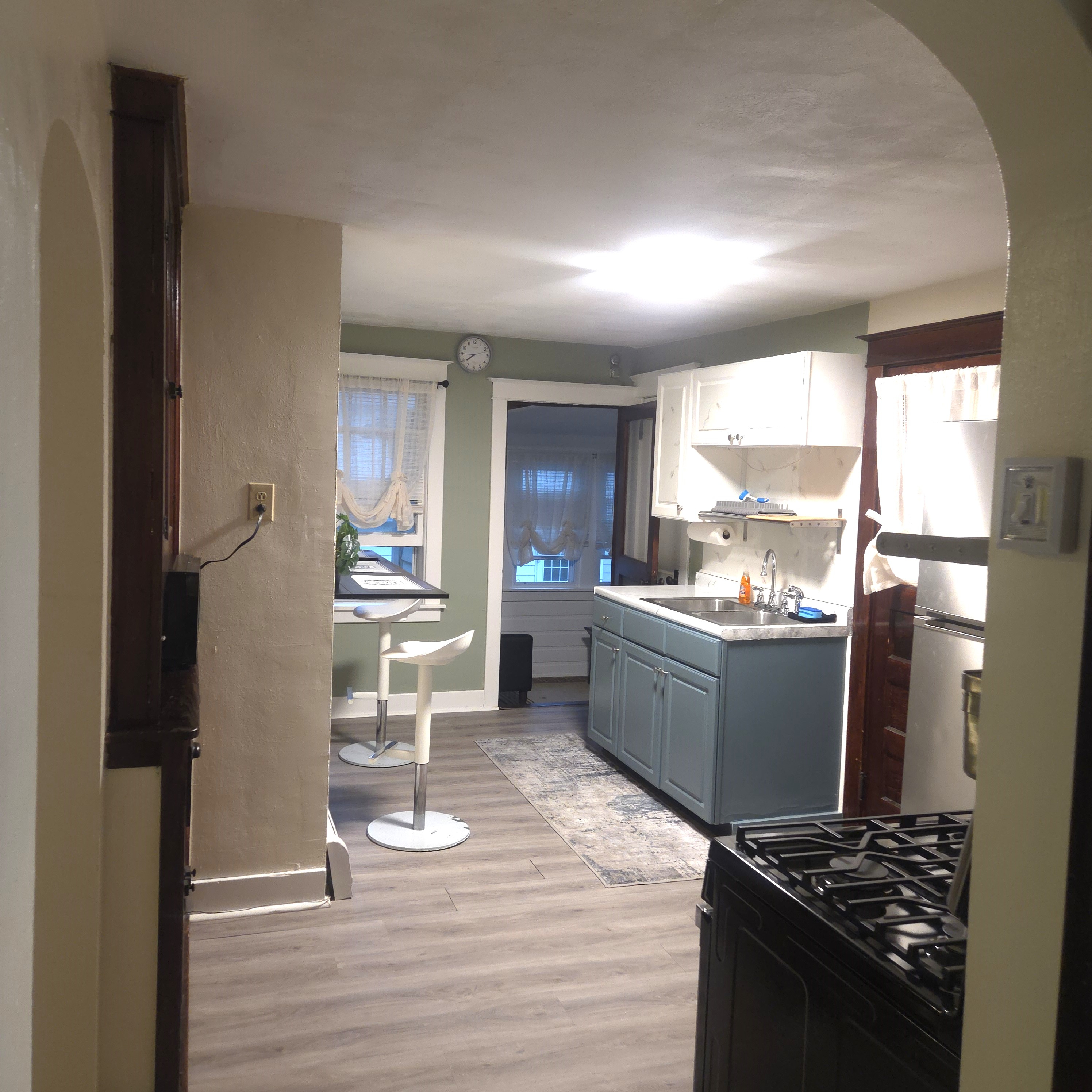 Unit B -Furnished Corporate Housing /Extended... - Photo 4
