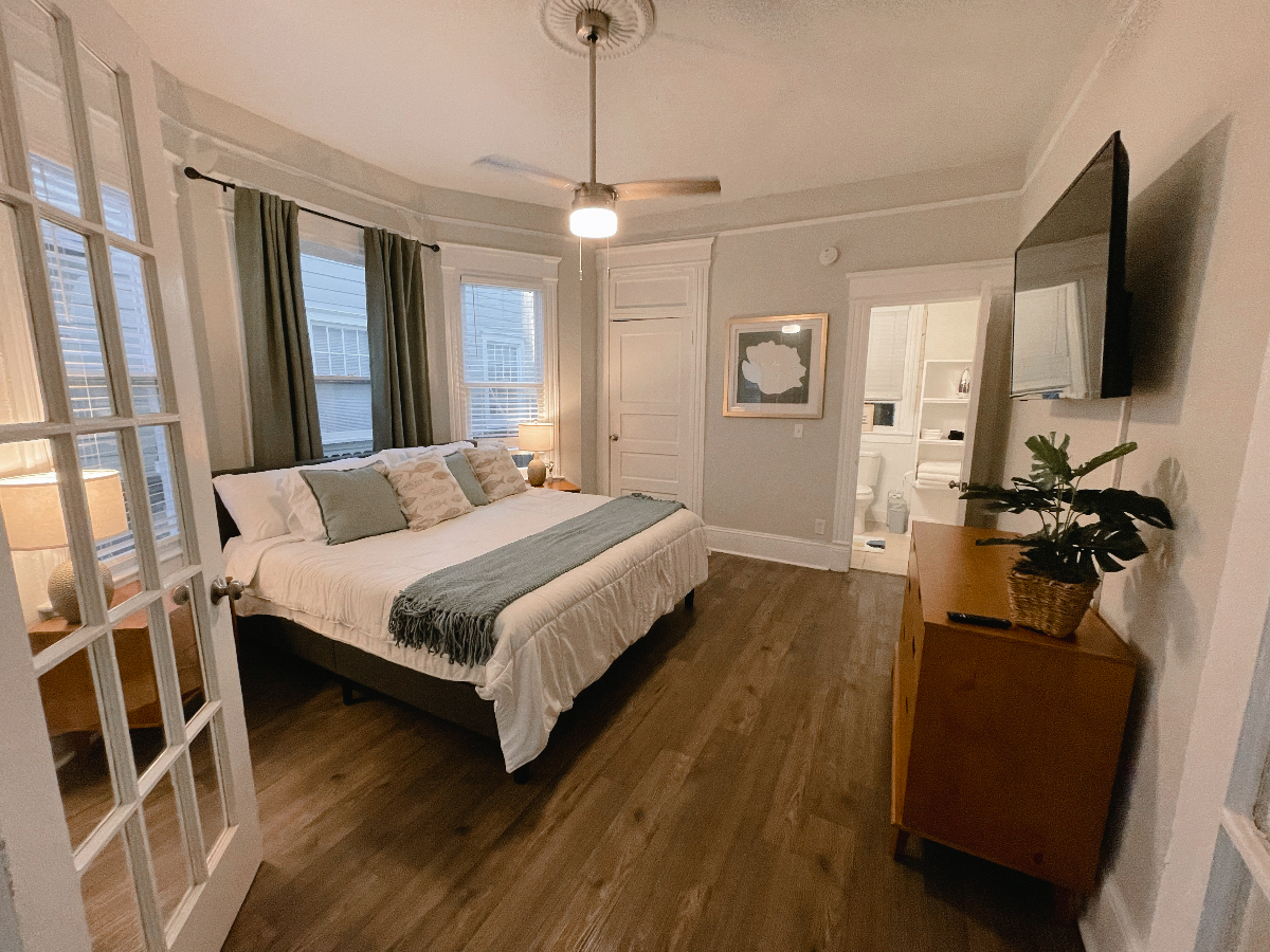 The Historic Cozy Retreat