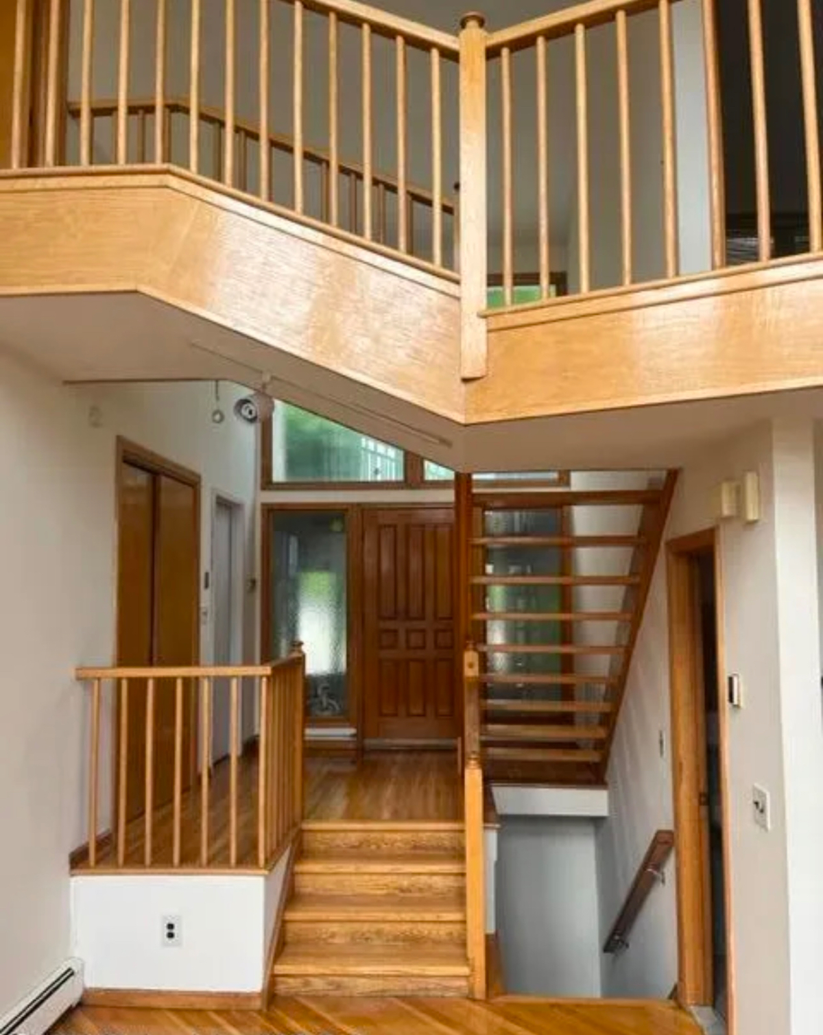 Full Contemporary Private House on Staten Island with Absolutely Stunning  NYC Harbor Views - Photo 7