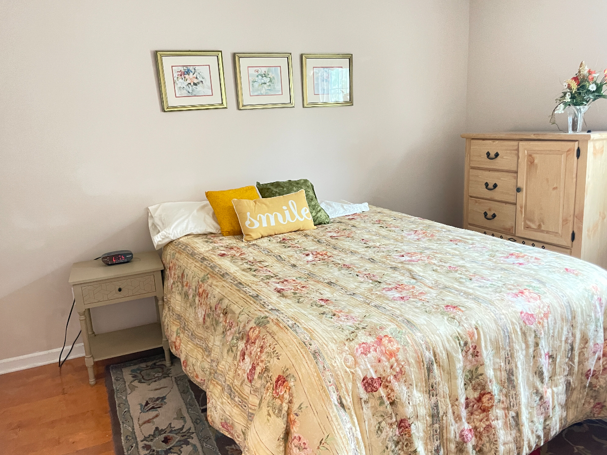 Great Location of House - Near Hospitals and Mountains