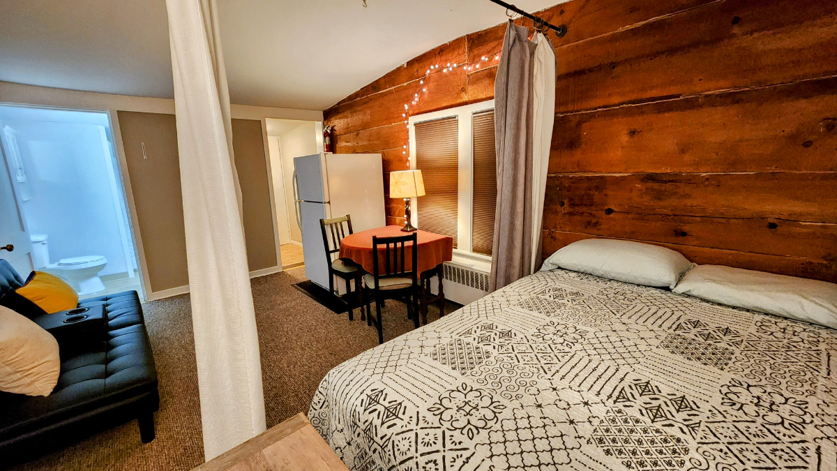 Availalbe 12/20/2026- Fully Furnished Studio 350 yards from the  hospital & downtown Potsdam NY - Photo 8