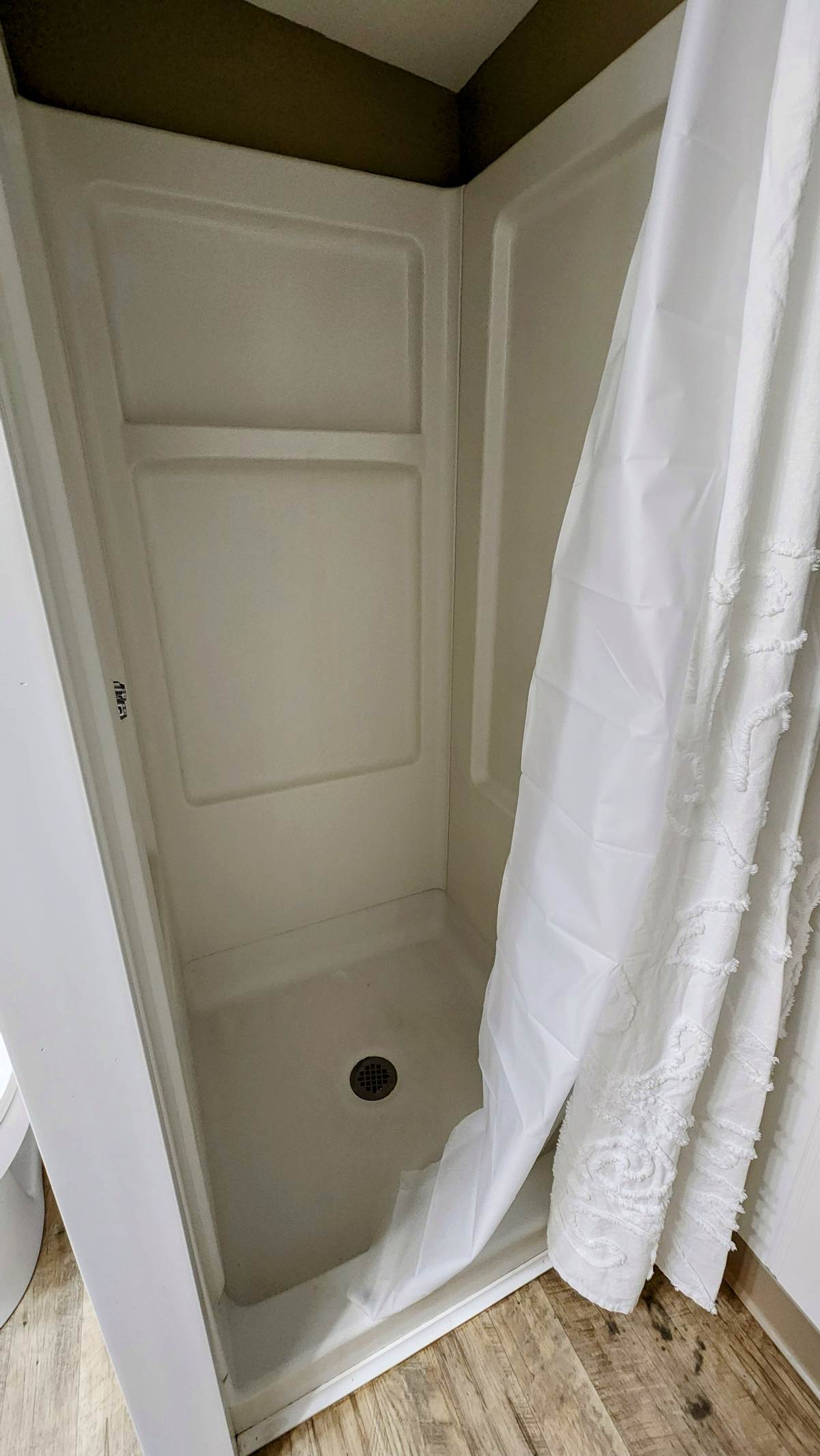 Availalbe 12/20/2026- Fully Furnished Studio 350 yards from the hospital & downtown Potsdam NY - Photo 5