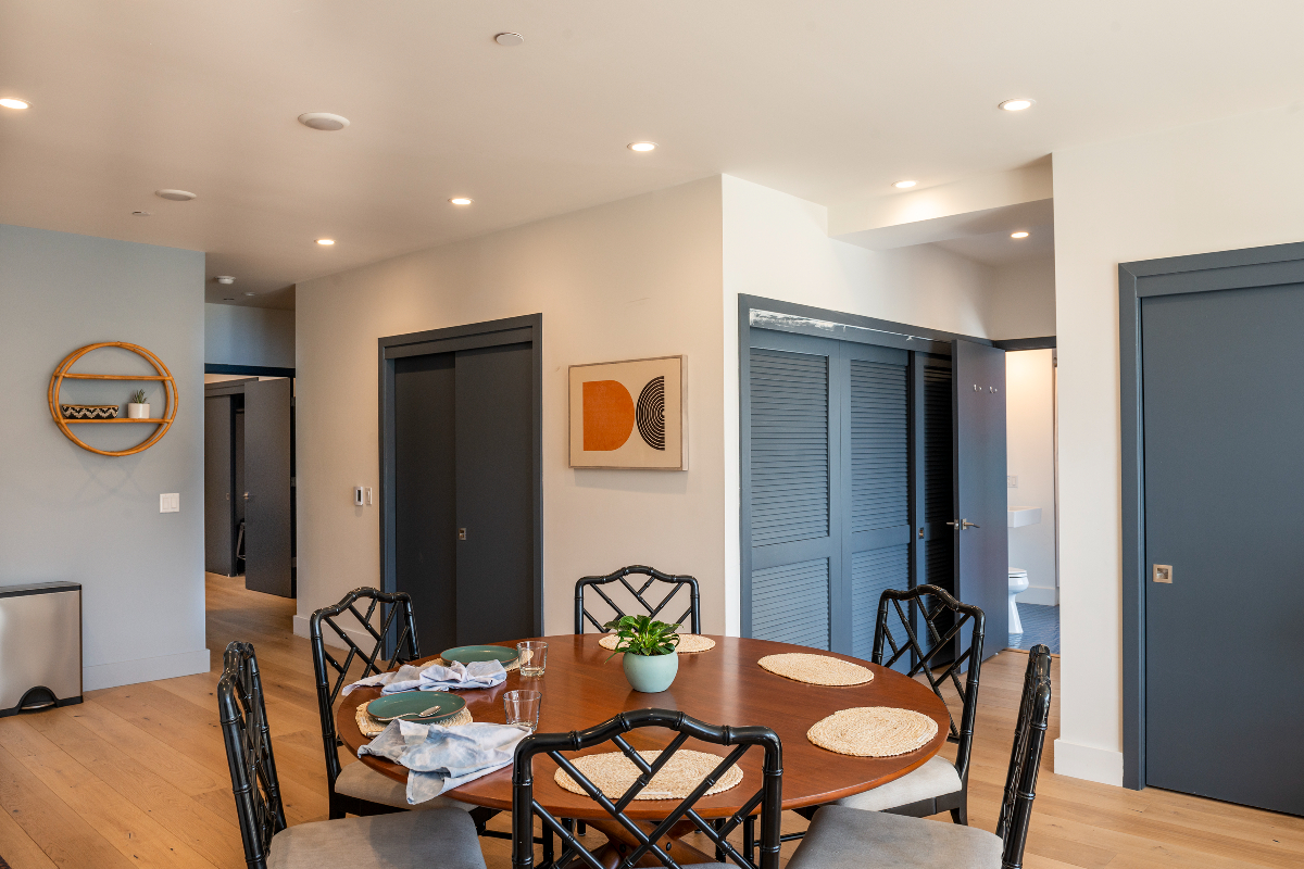 Beautiful 2 bed, 2 bath in the heart of Oakland