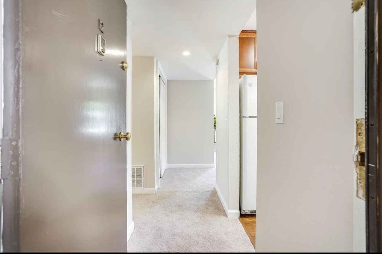 2B, 2B Condo w/Gym, Indoor Pool, Jacuzzi, Sauna - Photo 2
