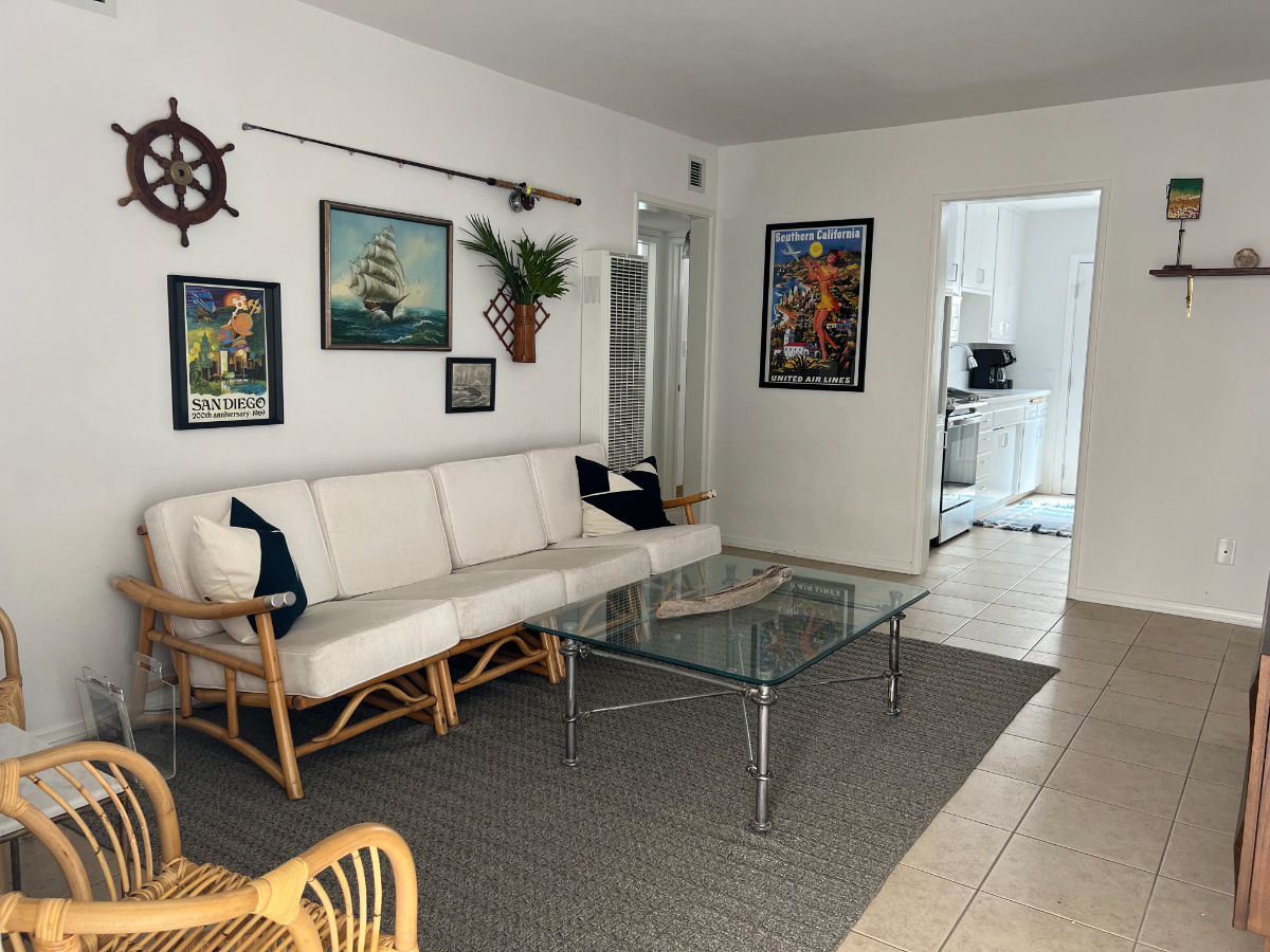 Large One Bedroom Plus Office Designer Curated Point Loma / Ocean Beach Unit - Photo 5