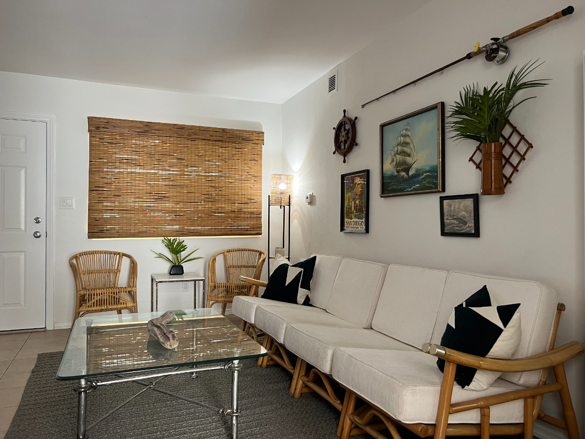 Large One Bedroom Plus Office Designer Curated Point Loma / Ocean Beach Unit - Photo 3