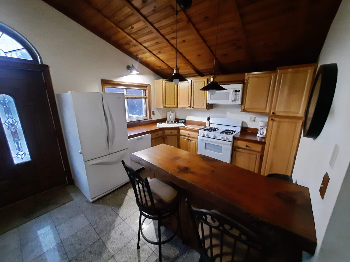 Cozy Stowe Apartment