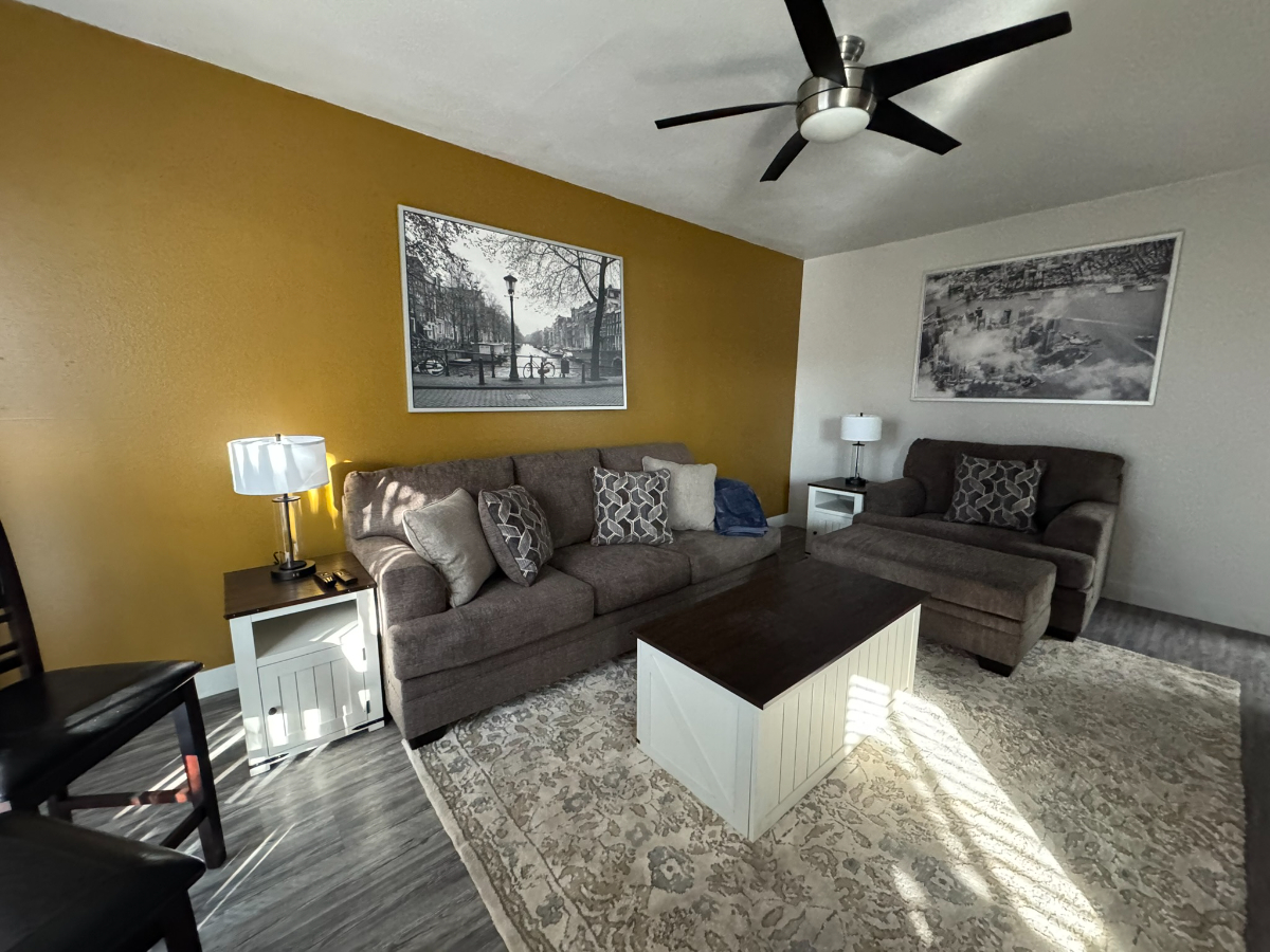 Unit 33 - King Suite