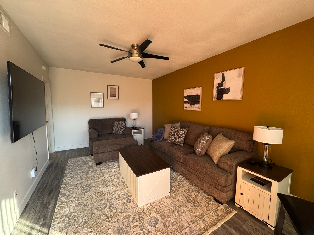 Unit 34 - King Suite