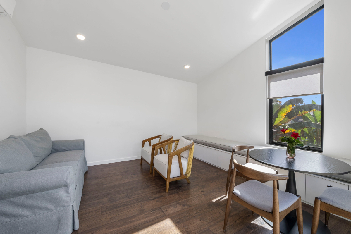 New Modern 1 Bedroom 1 Bathroom Home in Glassell Park - Photo 5