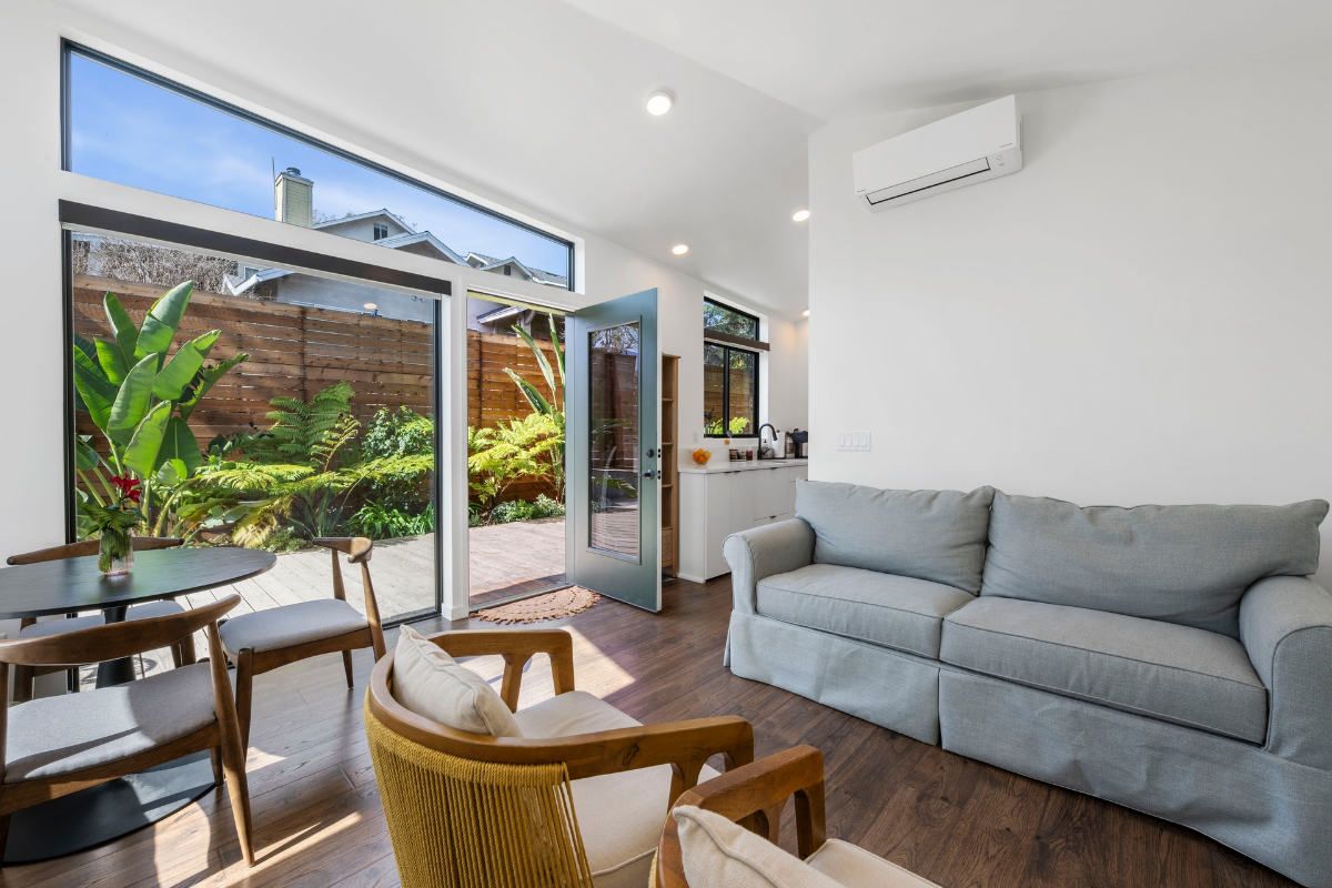 New Modern 1 Bedroom 1 Bathroom Home in Glassell Park - Photo 6