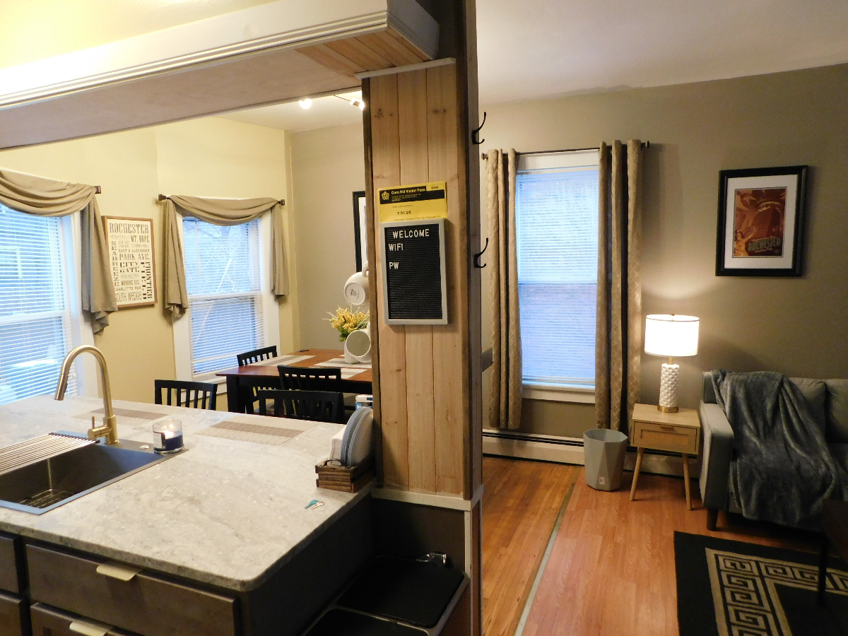Historic Corn Hill - Entire 1 Bedroom 1 Bath Private Unit, minutes from Downtown, U of R, Strong and - Photo 8