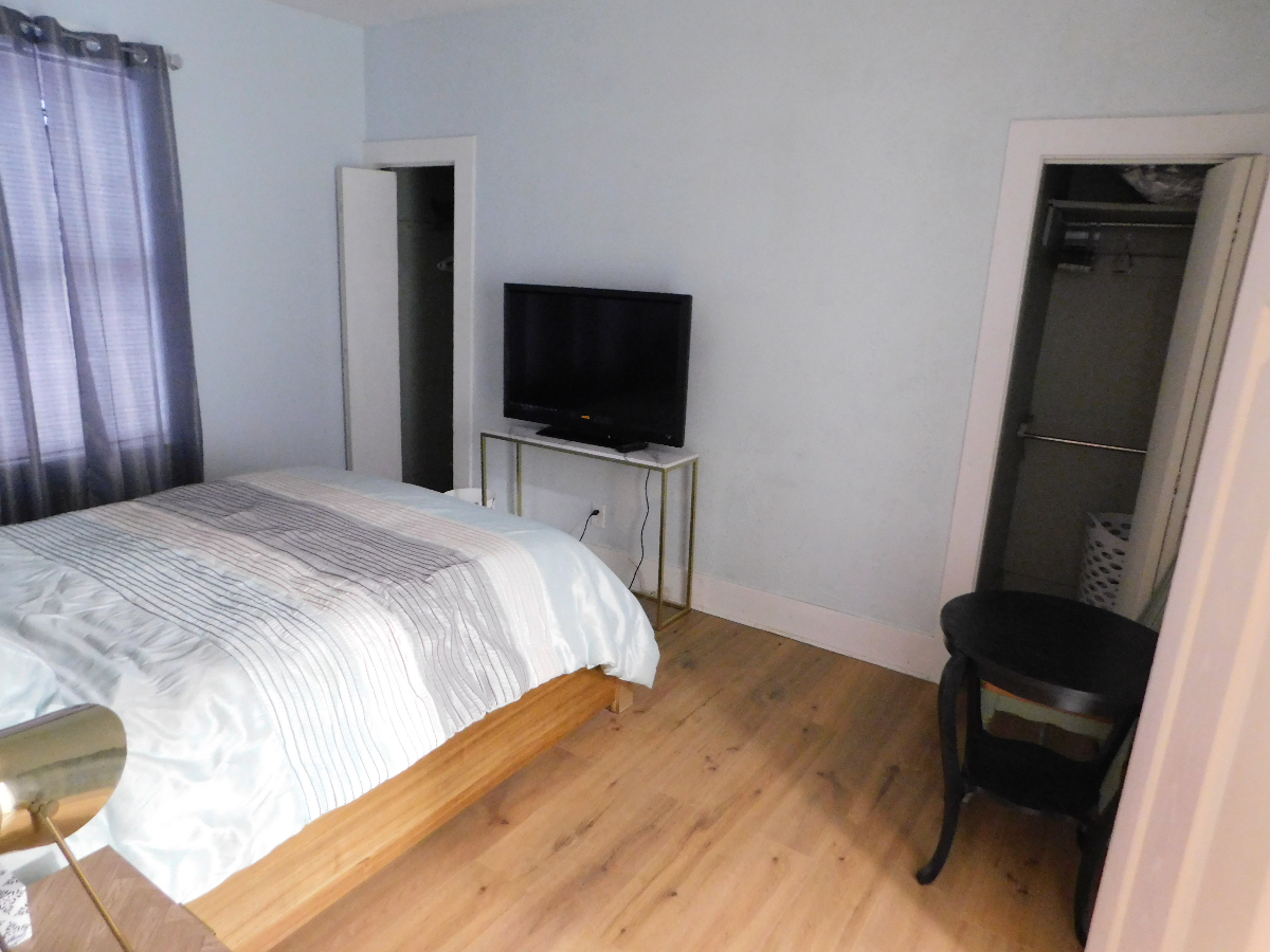 Historic Corn Hill - Entire 1 Bedroom 1 Bath Private Unit, minutes from Downtown, U of R, Strong and - Photo 11
